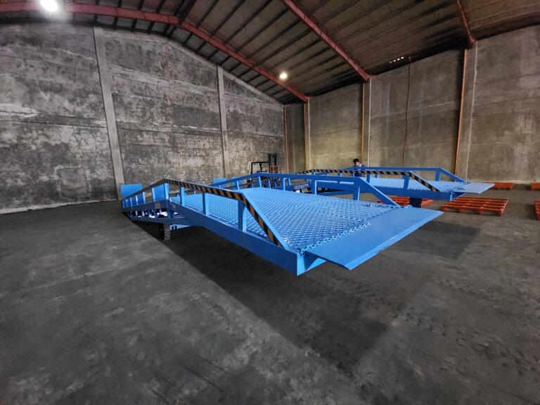 Recommended Portable Loading Ramp, Factory Direct Sales